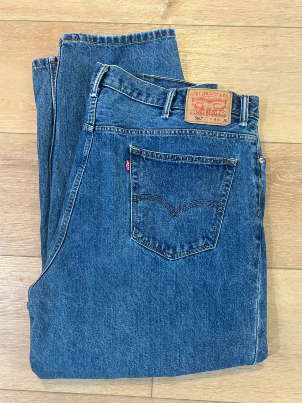 Men’s Levi Jeans 560    44x30